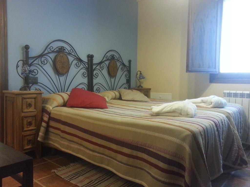 Hotel Rural El Horno De Алиага Номер фото