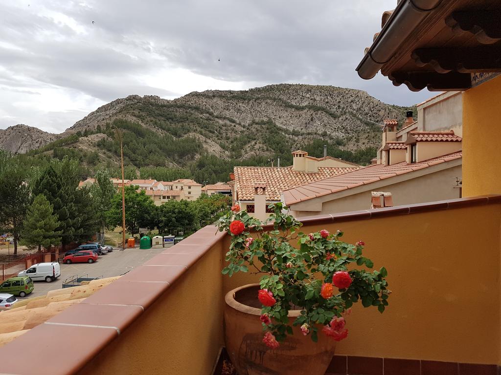 Hotel Rural El Horno De Алиага Экстерьер фото