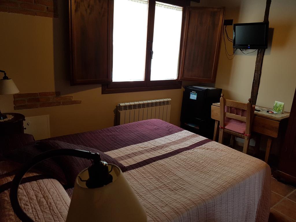 Hotel Rural El Horno De Алиага Экстерьер фото
